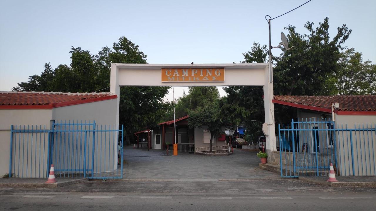 פלאקה ליטוחורו Camping Mitikas And Bungalows מראה חיצוני תמונה