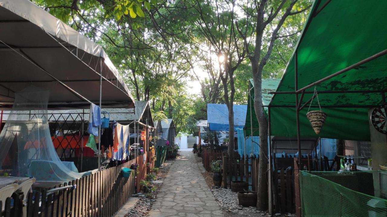 פלאקה ליטוחורו Camping Mitikas And Bungalows מראה חיצוני תמונה