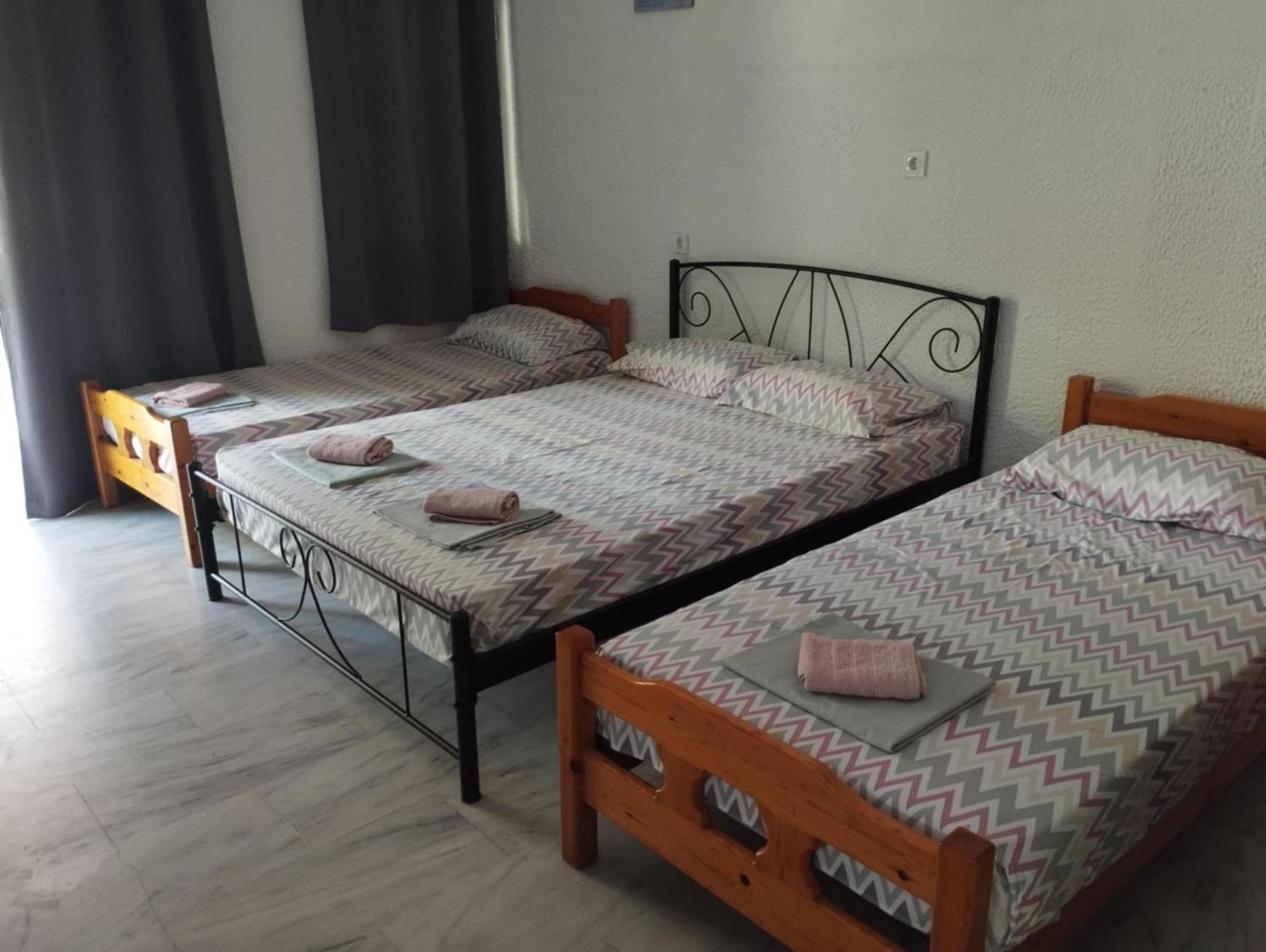 פלאקה ליטוחורו Camping Mitikas And Bungalows חדר תמונה